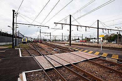 《荒野大镖客2》新MOD 将未采用角色模型重新加入游戏